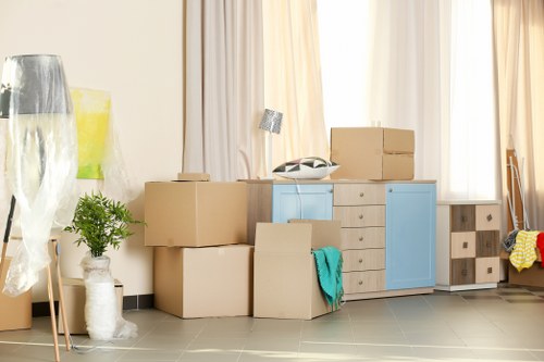 Removalist truck at a residential property in Holland Park