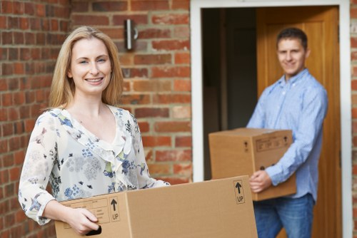 Careful van loading during a Hollandpark relocation service