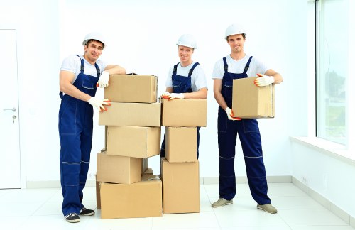 Local removal team supporting a Hollandpark home move