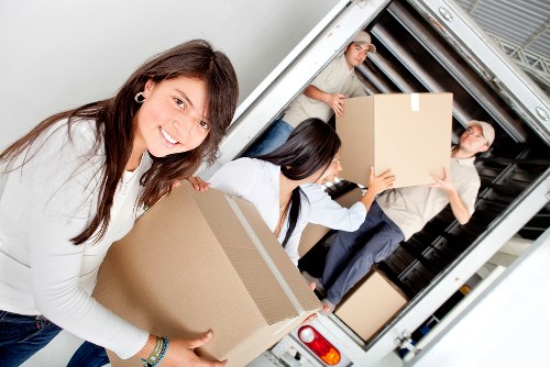Professional van transport service for moves and deliveries in Hollandpark